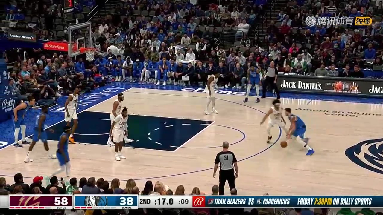 魔術(shù)師附體！東契奇神仙不看人背傳 畢竟周最佳助攻TOP10！