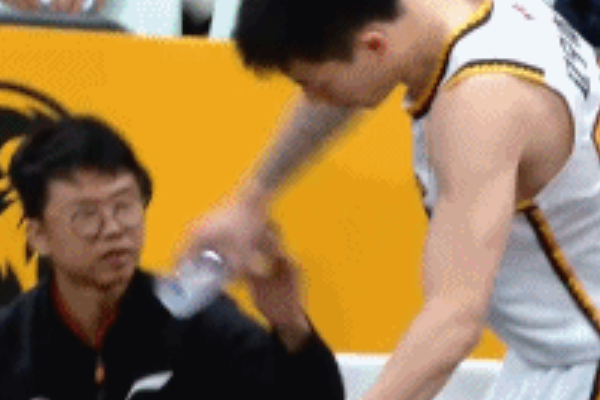  廣廈逆襲！遼寧男籃新賽季首戰(zhàn)失利遭遇慘敗