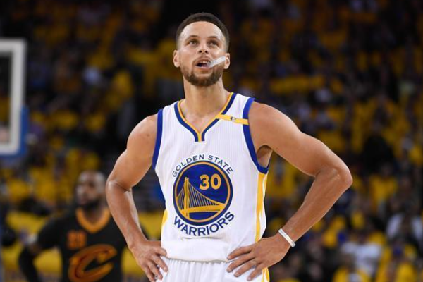 籃球比賽中六種防守戰(zhàn)術(shù)是什么？